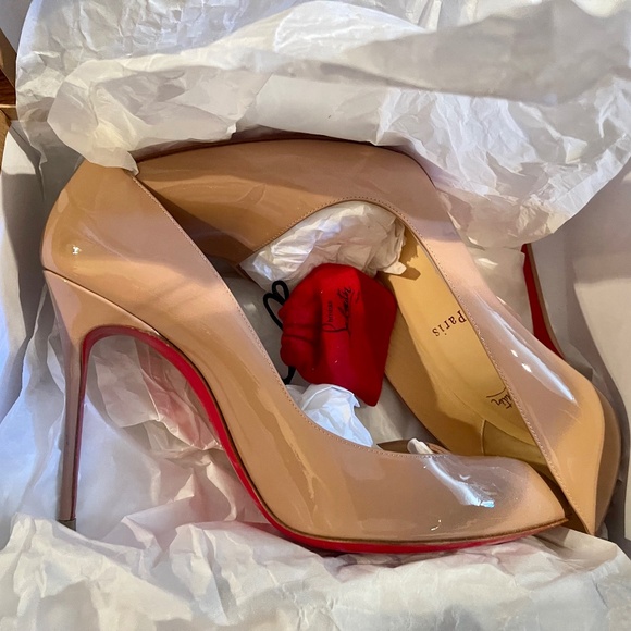 Christian Louboutin- Corneille (Nude) - Picture 1 of 6